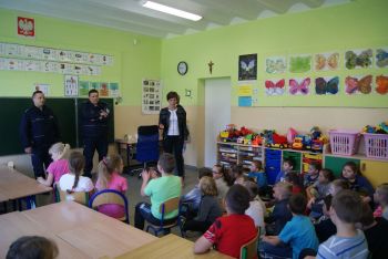 WYPOCZYWAJMY  BEZPIECZNIE