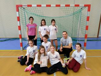 Dziewczęta Mistrzyniami Powiatu w Piłce Ręcznej