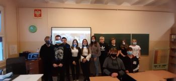  Zapal światło wolności